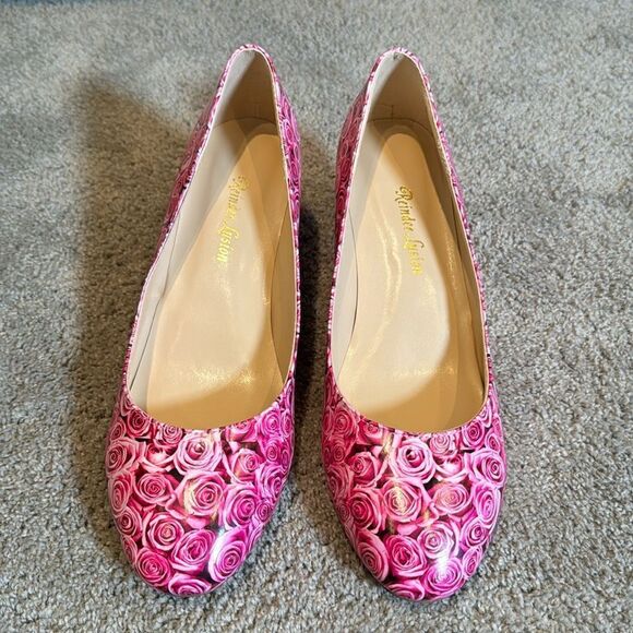 Reindee Lusion Pink Roses Transparent Block Mid Heel Round Toe Size 9.5 NEW - Picture 3 of 15